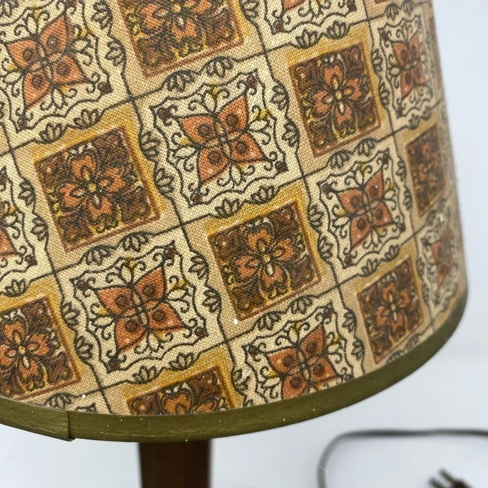 Vintage Table Lamp with Rustic Wood Base and Barrel Detail